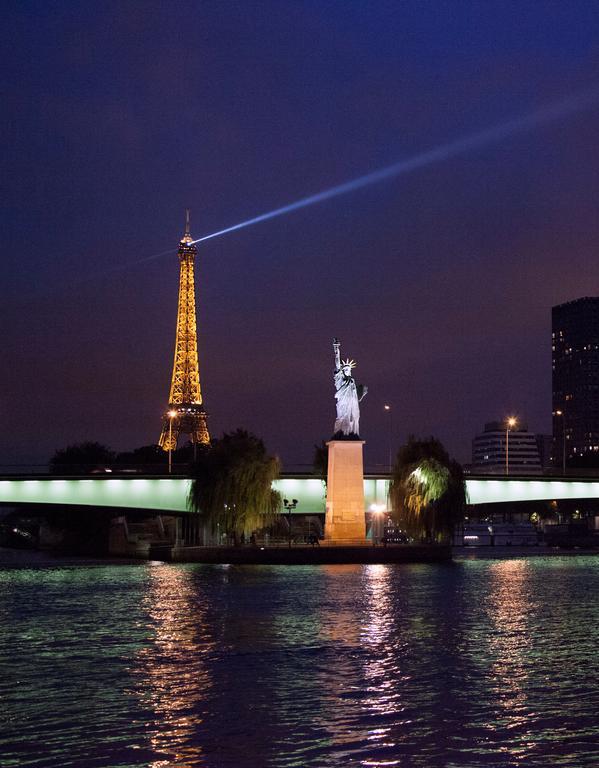 Appartement Loft 5 Places With View On Eiffel Tower à Paris Chambre photo